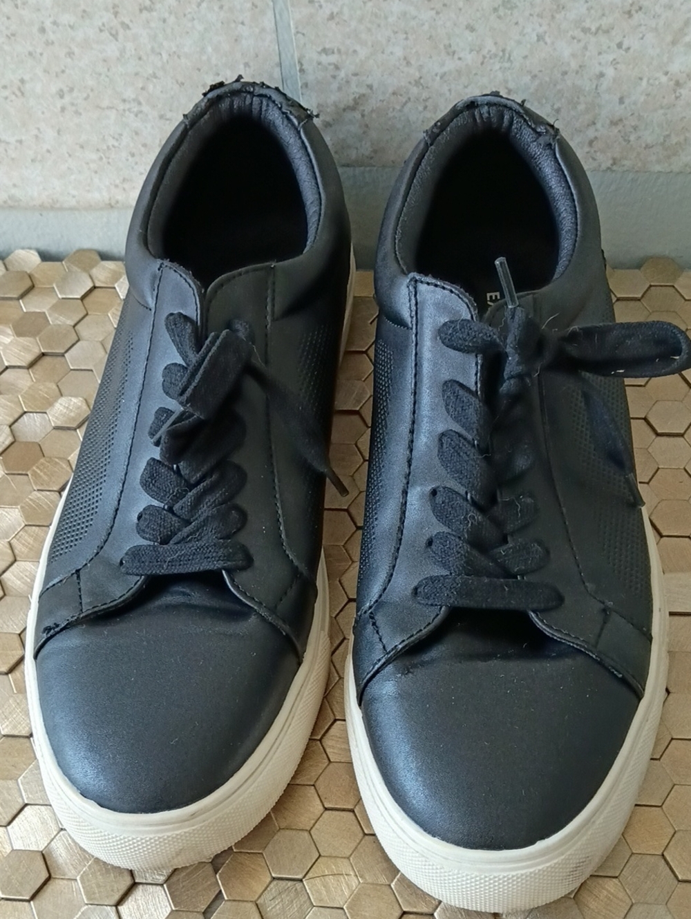 Express Men's Black Low-Top Sneakers with White Soles